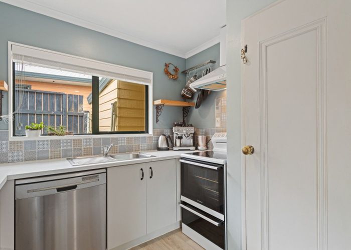  at 35B Henderson Crescent, Parkvale, Tauranga, Bay Of Plenty