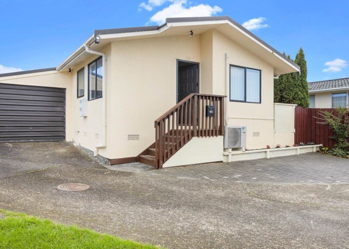  at 20 Clover Drive, Henderson, Waitakere City, Auckland