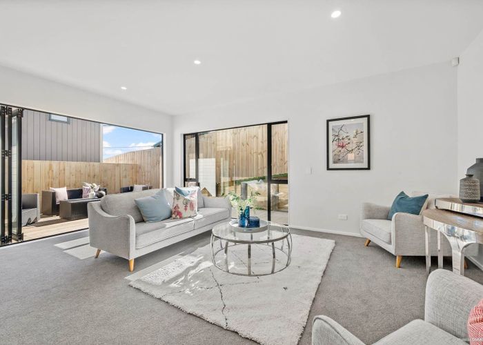  at 6B Pax Avenue, Forrest Hill, Auckland
