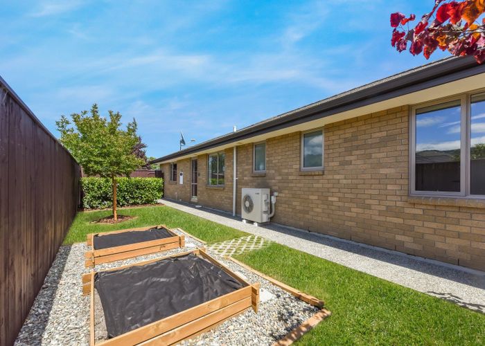  at 70 Malone CRES, Tasman