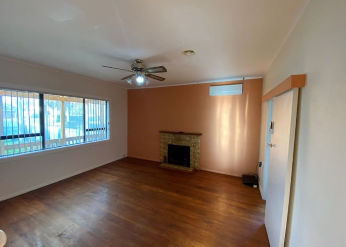  at 3 Avis Avenue, Papatoetoe, Auckland