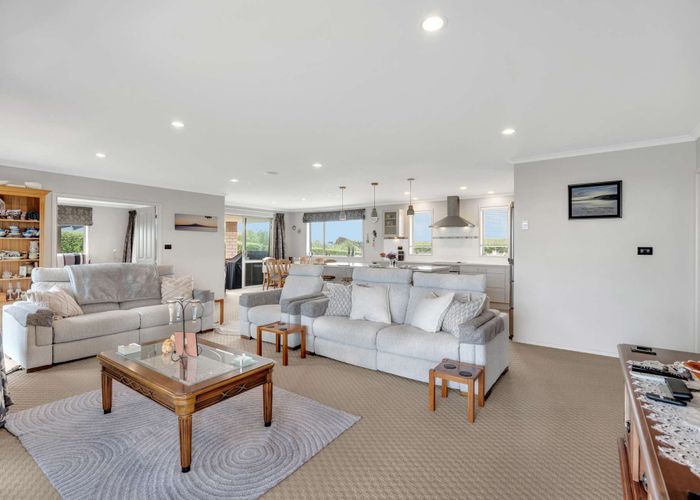  at 12 Omana Avenue Shelly Beach, Helensville, Rodney, Auckland