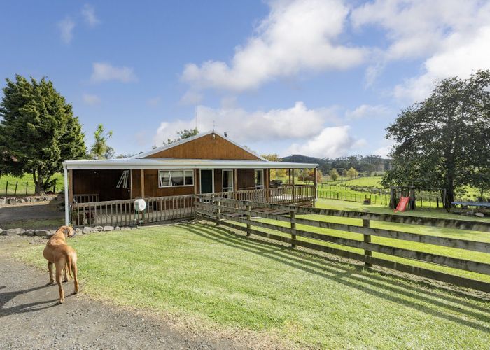 For sale 293 Ararimu Valley Road, Waimauku, Rodney, Auckland homes