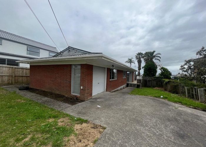  at 64 Royal Road, Massey, Waitakere City, Auckland