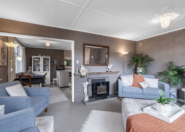  at 74 Conway Crescent, Glengarry, Invercargill