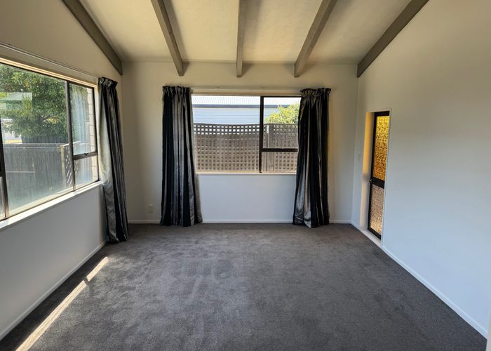  at 300a Bower Ave, North New Brighton, Christchurch City, Canterbury