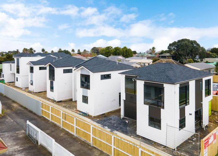  at 10A George Street, Mangere East, Auckland