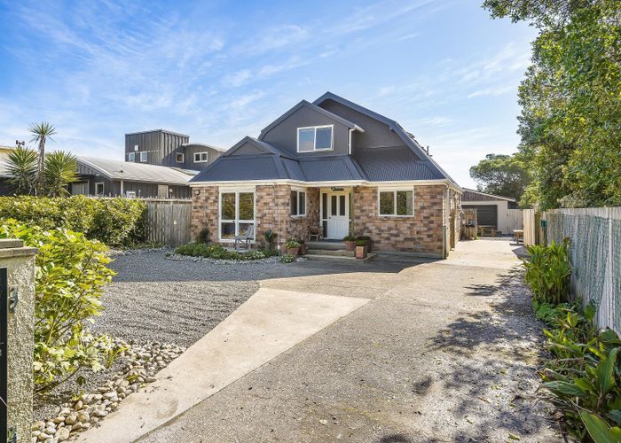  at 11 Rodney Avenue, Te Horo Beach