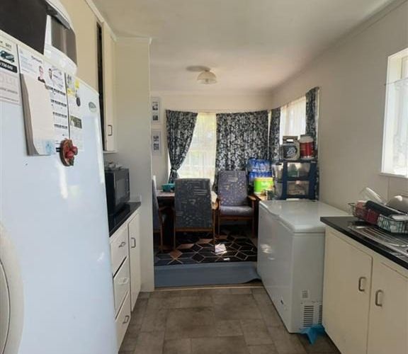  at 26 Sunvue Rd, Sunnyvale, Waitakere City, Auckland