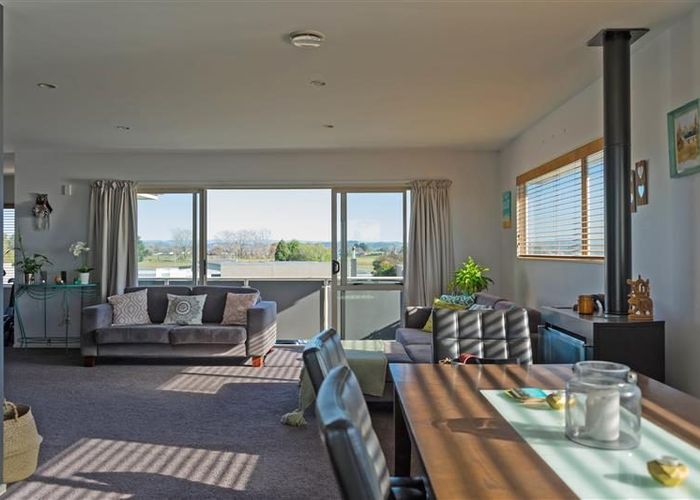  at 100 Te Awa Avenue, Te Awa, Napier