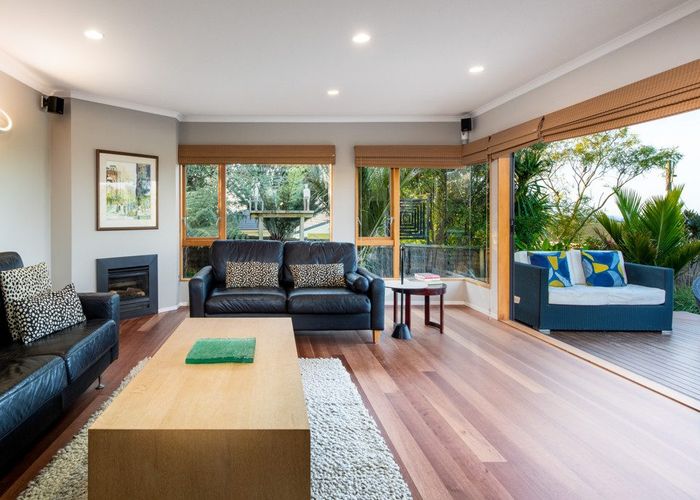  at 35 KOWHAI RD, Mairangi Bay, Auckland
