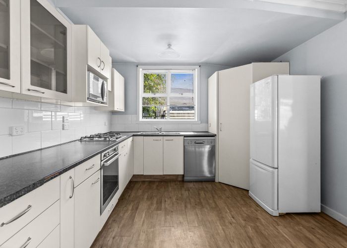  at 410 Grays Road, Saint Leonards, Hastings, Hawke's Bay