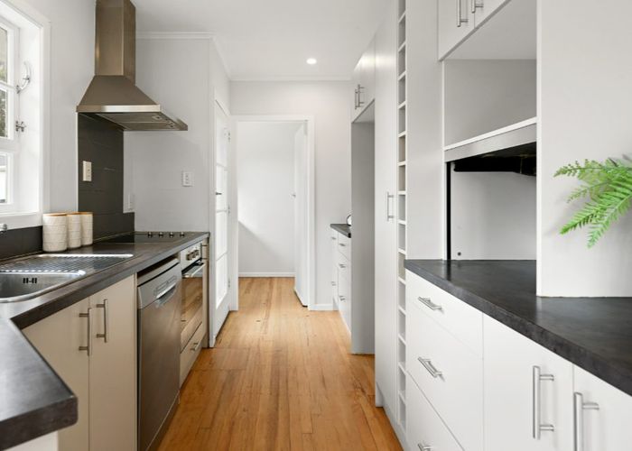  at 12 Eucalyptus Place, Chartwell, Hamilton