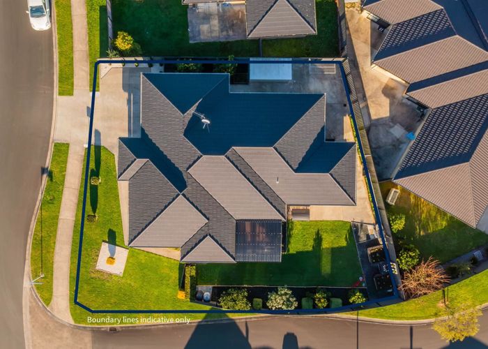  at 11 Stan Heather Drive, Glenview, Hamilton