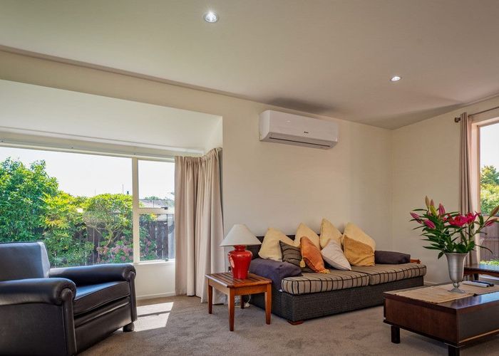  at 1/8 Gatonby Place, Avonhead, Christchurch
