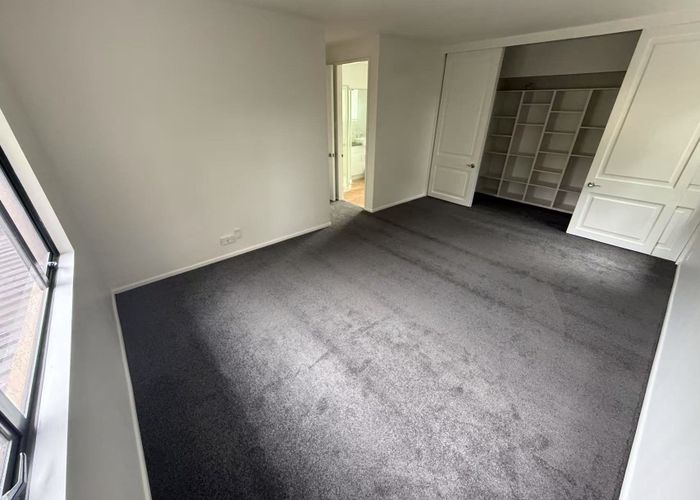  at 29 Stephanie Close, Glenfield, North Shore City, Auckland