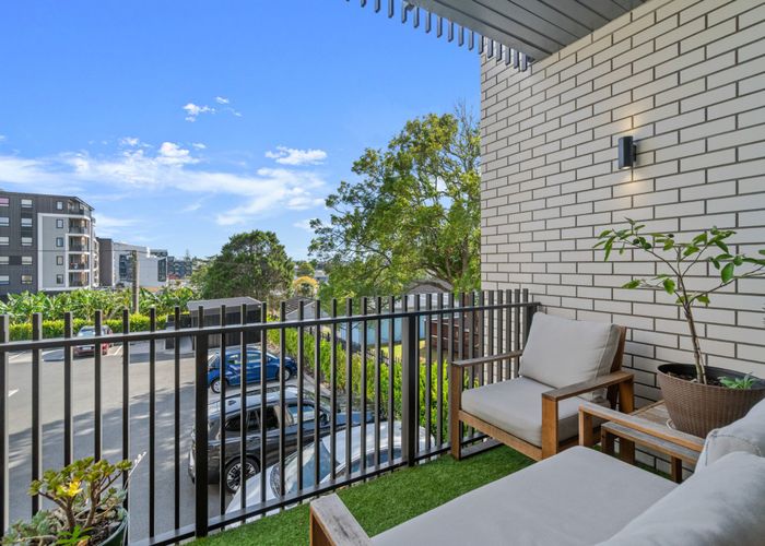  at 110/165 Lake Road, Northcote, Auckland