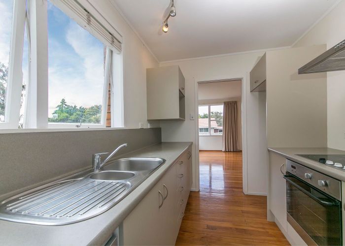  at 4/135 Titirangi Road, New Lynn, Waitakere City, Auckland