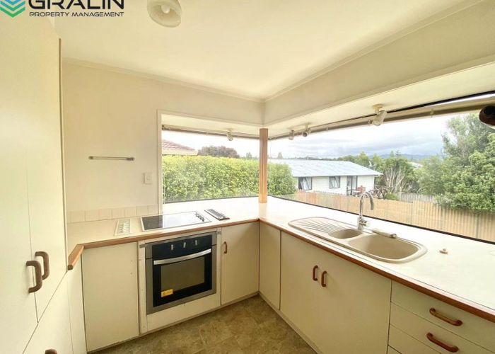  at 2/332 West Coast Road, Glen Eden, Waitakere City, Auckland