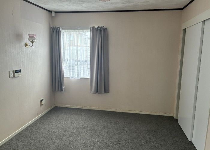  at 1/383 Blockhouse Bay Road, Blockhouse Bay, Auckland City, Auckland