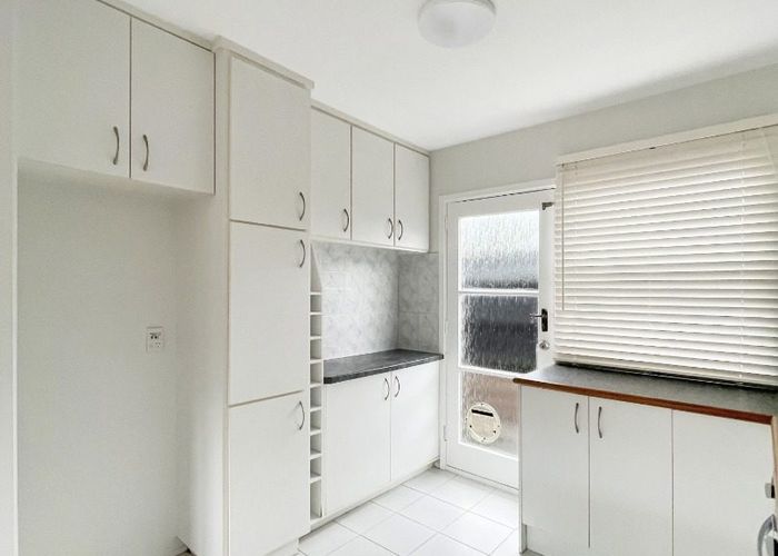  at 2/13 Armadale Road, Remuera, Auckland City, Auckland