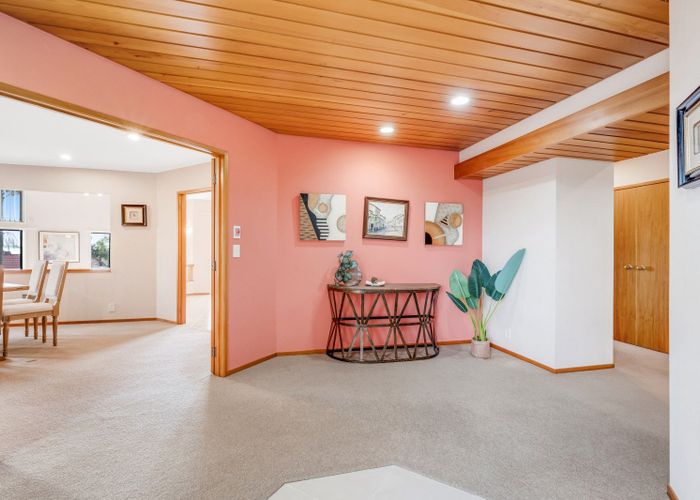  at 6 Dorrington Place, Eastern Beach, Manukau City, Auckland