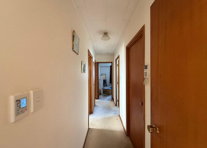  at 5 Chesley Place, Half Moon Bay, Auckland