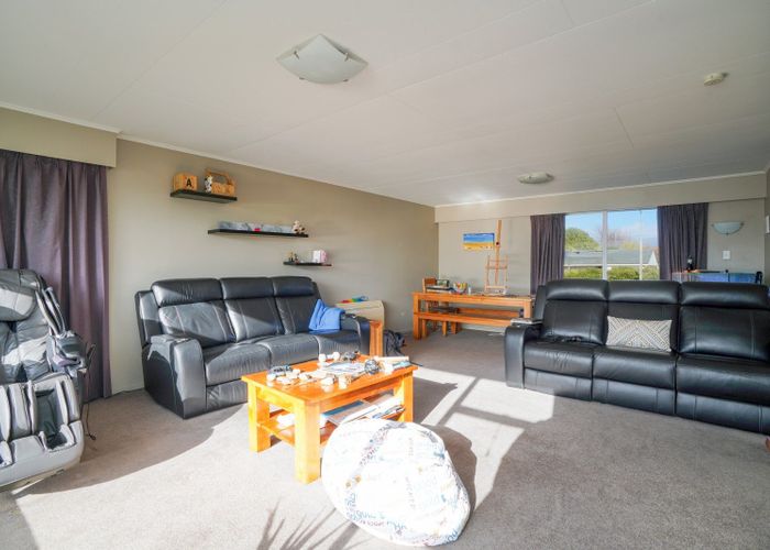  at 4 Kauri Terrace, Hargest, Invercargill