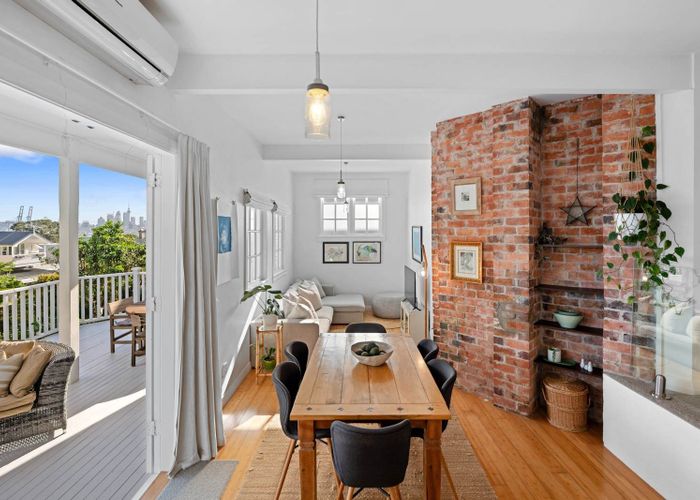 at 3/15A Kerr Street, Devonport, North Shore City, Auckland