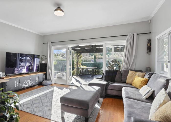  at 334 West Coast Road, Glen Eden, Waitakere City, Auckland