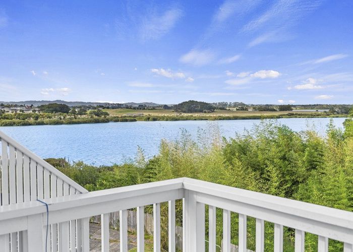  at 37 Estuary Road, Weymouth, Auckland