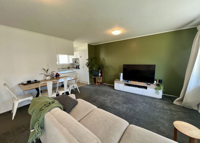 at 2/179 Victoria Road, Devonport, North Shore City, Auckland