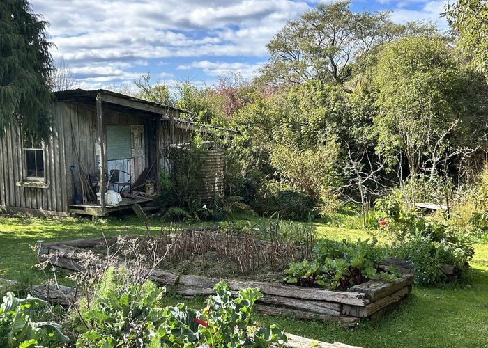  at 3 Clearwater Street, Broad Bay, Dunedin, Otago