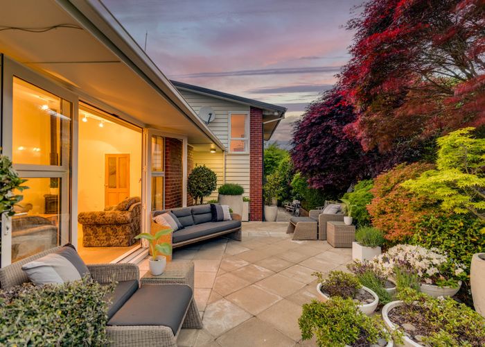  at 10 Powell Crescent, Ilam, Christchurch