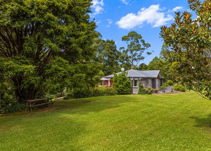  at 1527 Weranui Road, Silverdale