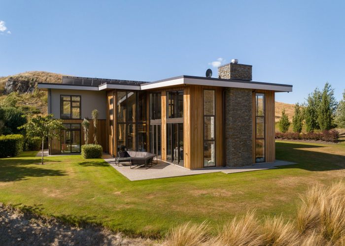  at 142 Littles Road, Dalefield, Queenstown