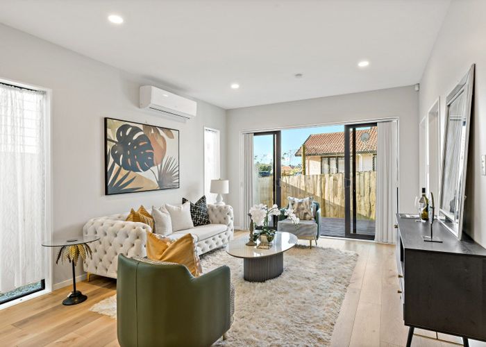  at 24B Poinsettia Place, Henderson, Auckland