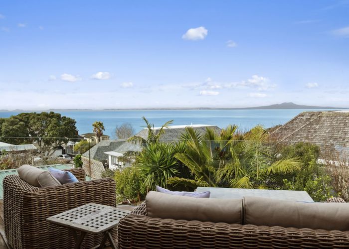  at 31 Ridge Road, Waiake, Auckland