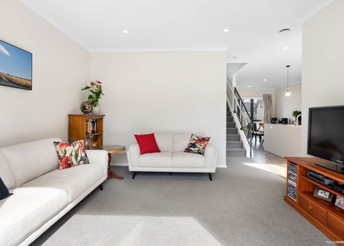  at 3 Whale Road, Mount Wellington, Auckland