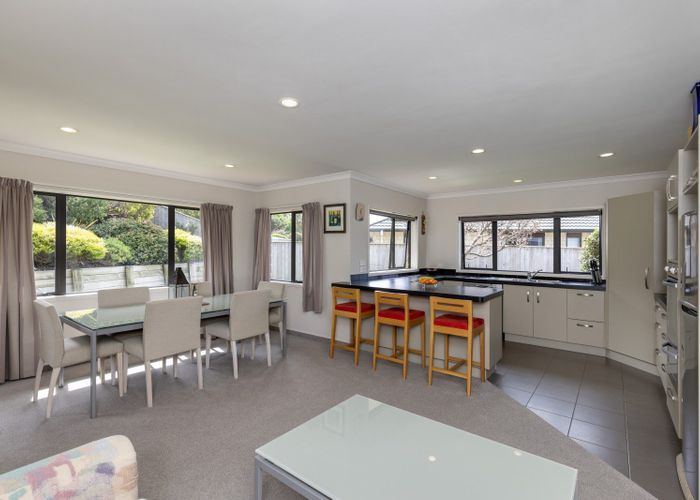  at 33 Gandalf Crescent, Paraparaumu, Kapiti Coast, Wellington