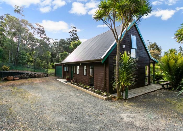  at 1203 Scenic Drive North, Swanson, Auckland