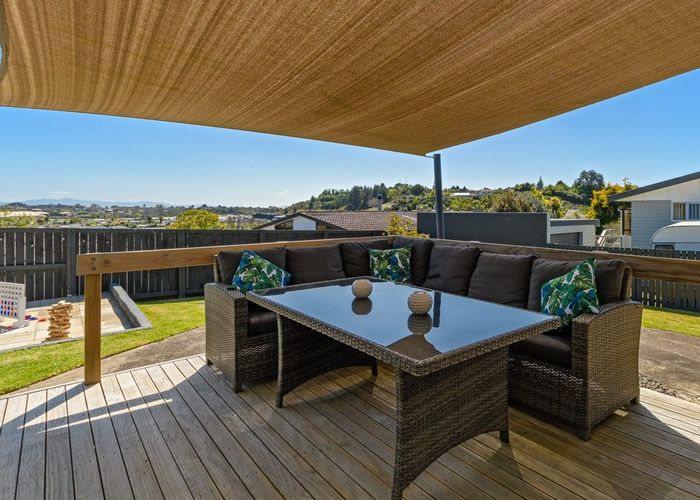  at 13 Nicolas Place, Judea, Tauranga