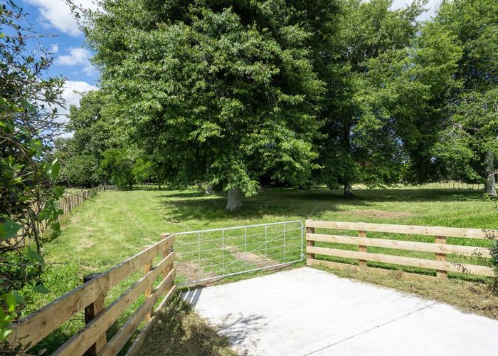  at 21 Bollard Road, Tamahere, Hamilton