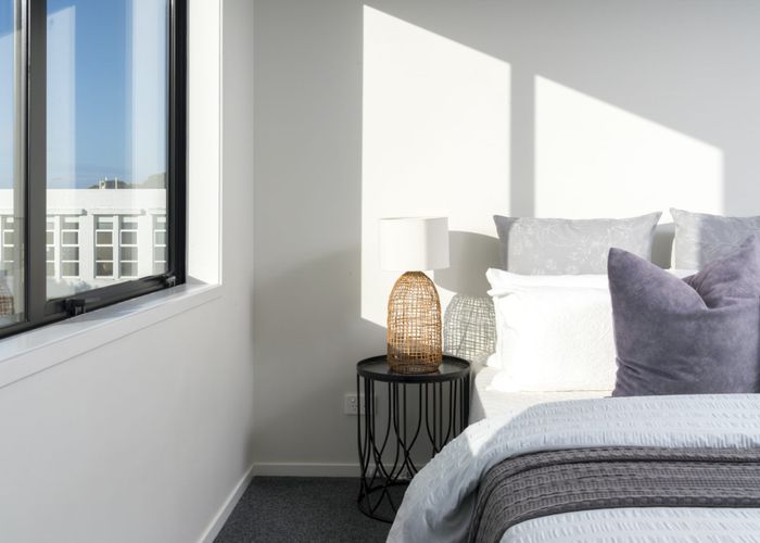  at 5/5 Peachgrove Road, Te Atatu Peninsula, Waitakere City, Auckland