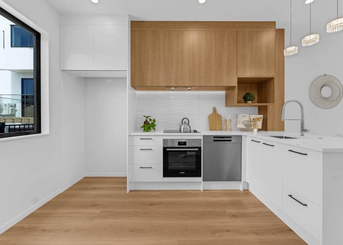  at Lot 6/2 West Harbour Drive, West Harbour, Waitakere City, Auckland