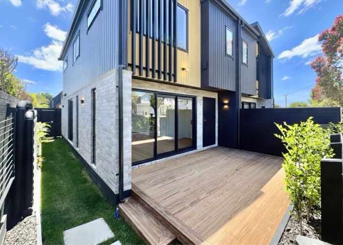  at Lot 2, 41 Shortt Avenue, Mangere Bridge, Manukau City, Auckland