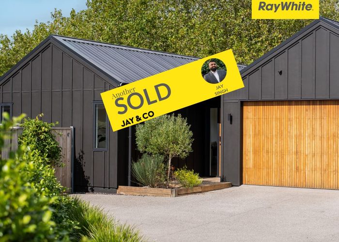  at 7 Tuawa Lane, Papakura