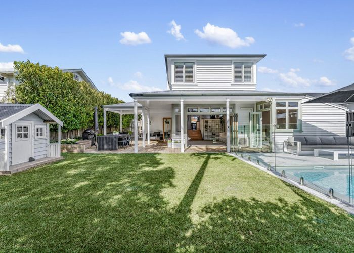  at 2A Egremont Street, Belmont, North Shore City, Auckland