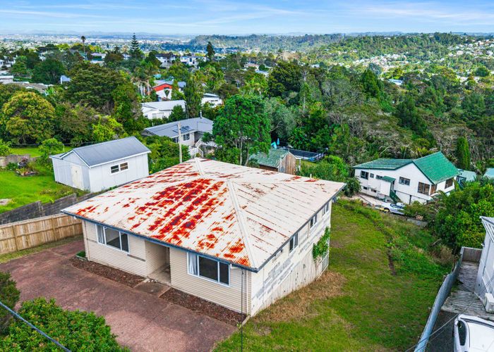  at 320 Glenfield Road, Glenfield, North Shore City, Auckland