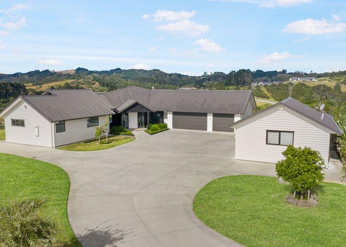  at 290 Whitford Park Rd, Whitford